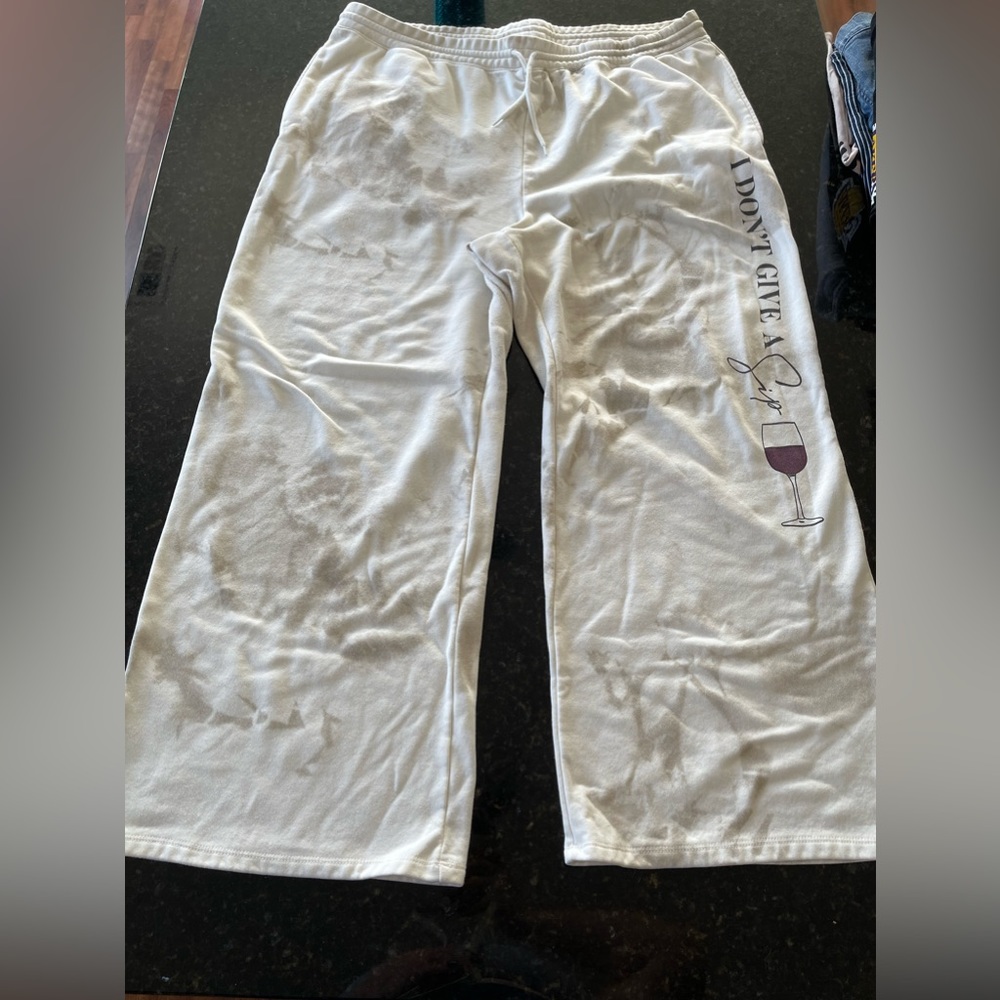 Zoe + Liv “I don’t give a sip” wine themed Sweatpants